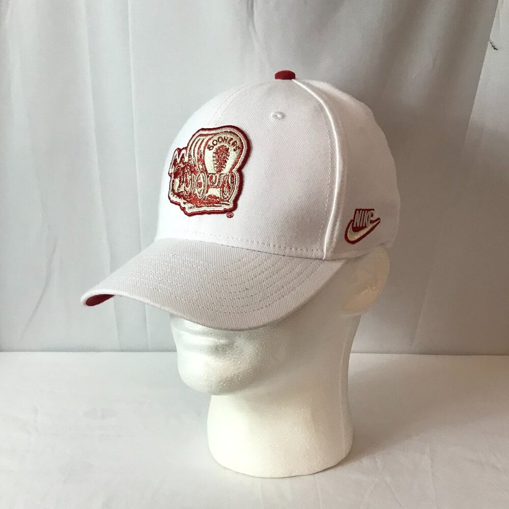 Nike Swoosh Flex Oklahoma Sooners OU Curved Bill M/L Athletic Sport Cut Hat